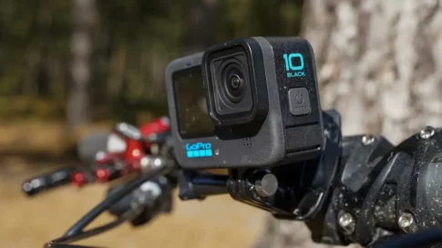 Gopro Hero 10 Pro Bundle Kit, 2022 Edition – Magnetic Swivel, Shorty, 2 Batteries & 128GB Memory Card